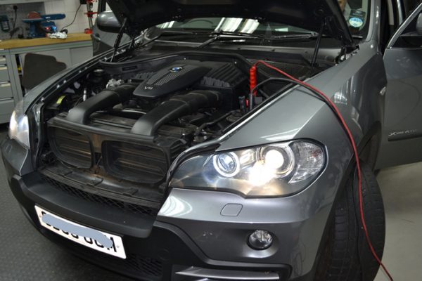 BMW X5 E70 Retrofit Heated Seats Cartronics